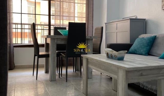 1 slaapkamer Appartement voor vakantieverhuur in Guardamar Playa, Guardamar del Segura met zwembad - € 600 (Ref: 10060648)