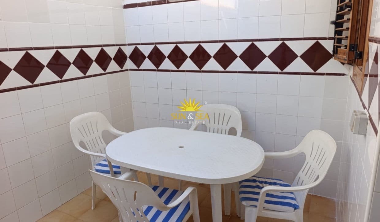 3 soverom Hus til leie i Torre de la Horadada med garasje - € 1 200 (Ref: 10060649)
