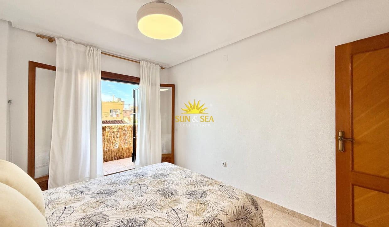 3 bedroom Townhouse for rent in Torre de la Horadada with garage - € 1,200 (Ref: 10060649)