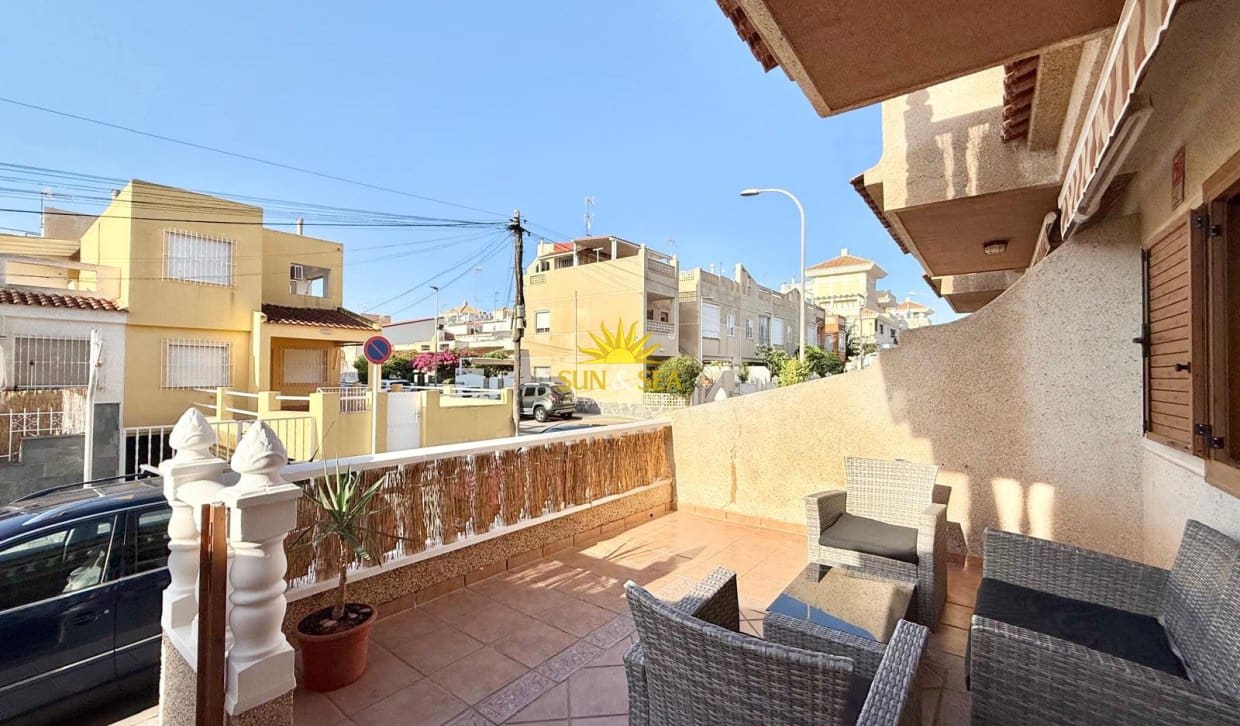 3 bedroom Townhouse for rent in Torre de la Horadada with garage - € 1,200 (Ref: 10060649)