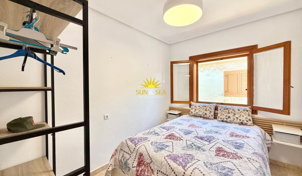 3 bedroom Townhouse for rent in Torre de la Horadada with garage - € 1,200 (Ref: 10060649)
