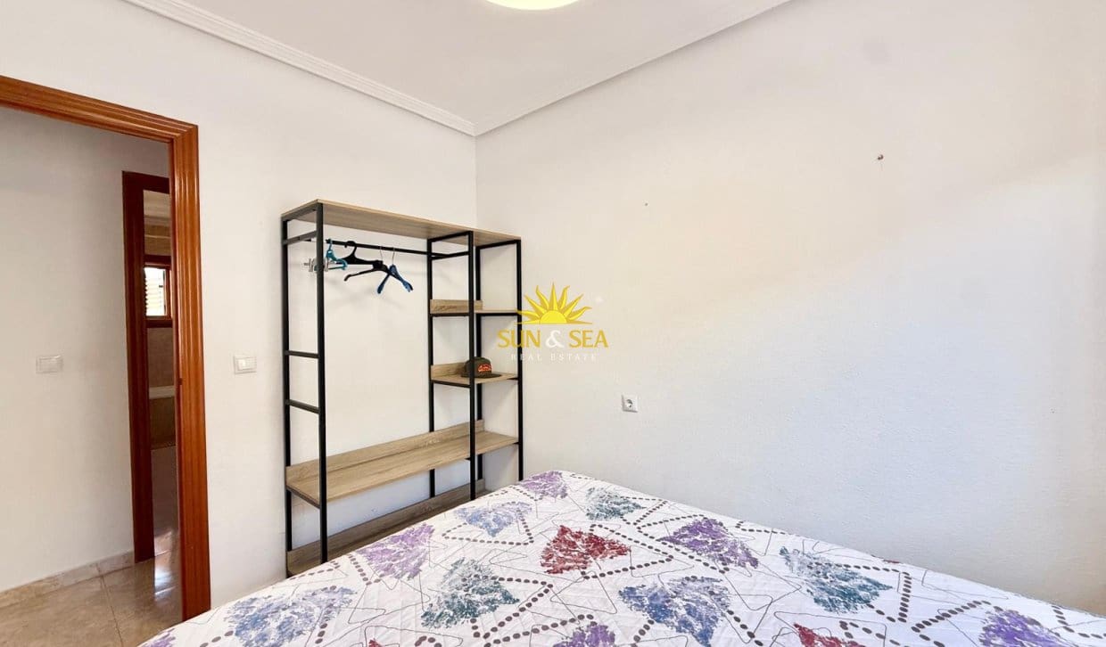 3 bedroom Townhouse for rent in Torre de la Horadada with garage - € 1,200 (Ref: 10060649)