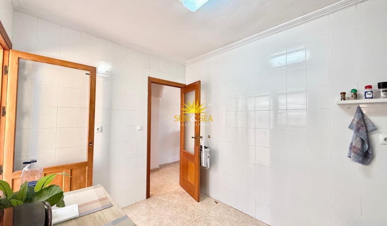3 bedroom Townhouse for rent in Torre de la Horadada with garage - € 1,200 (Ref: 10060649)
