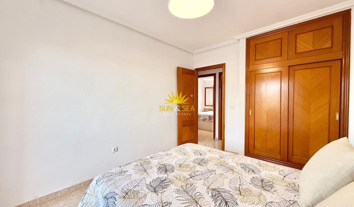 3 bedroom Townhouse for rent in Torre de la Horadada with garage - € 1,200 (Ref: 10060649)