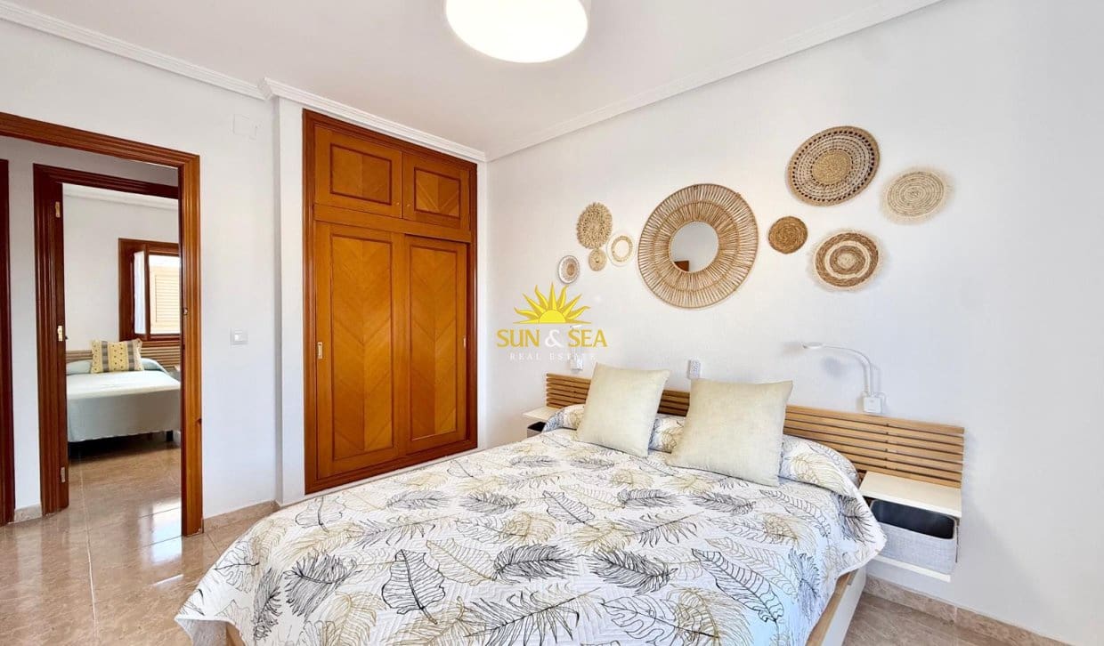 3 bedroom Townhouse for rent in Torre de la Horadada with garage - € 1,200 (Ref: 10060649)