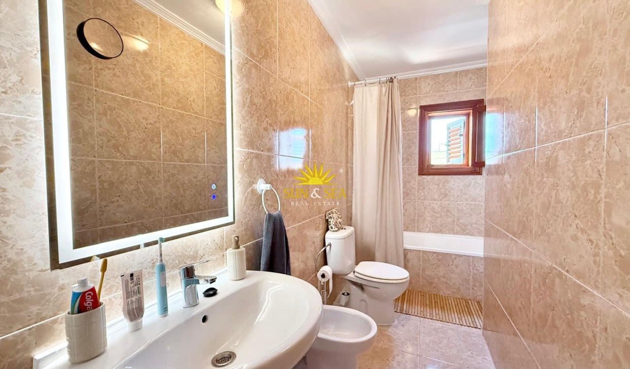 3 bedroom Townhouse for rent in Torre de la Horadada with garage - € 1,200 (Ref: 10060649)