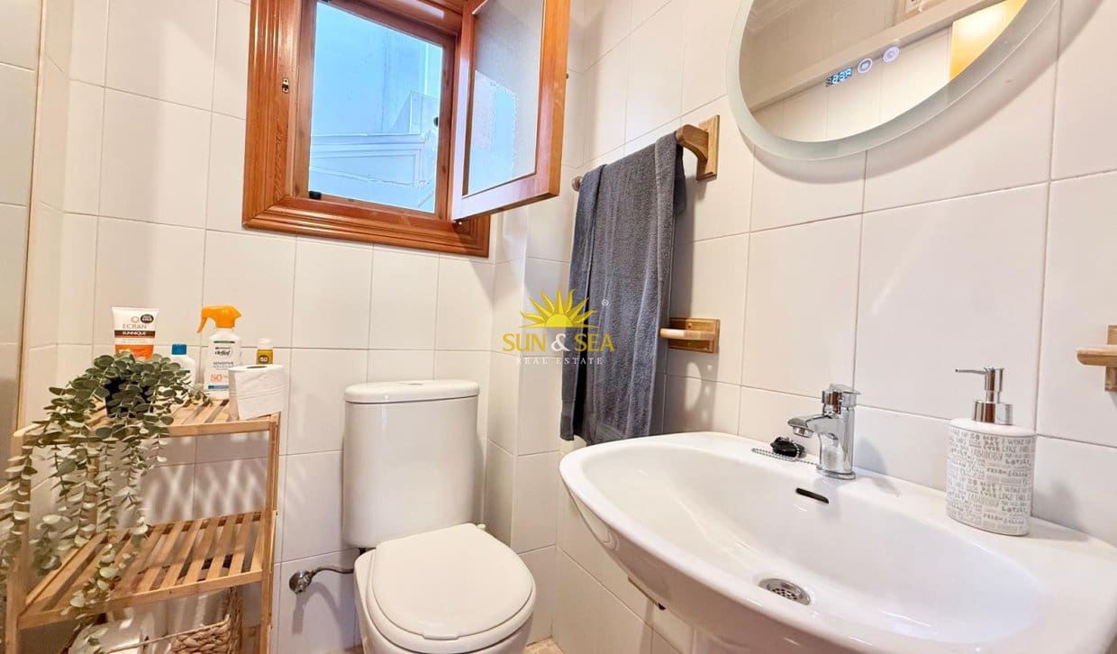 3 bedroom Townhouse for rent in Torre de la Horadada with garage - € 1,200 (Ref: 10060649)