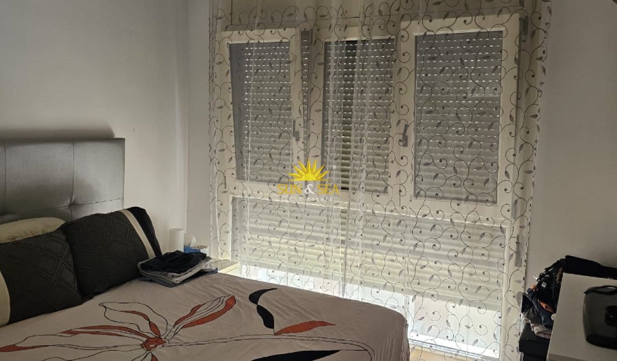 3 slaapkamer Appartement te huur in Guardamar del Segura - € 1.100 (Ref: 10060650)