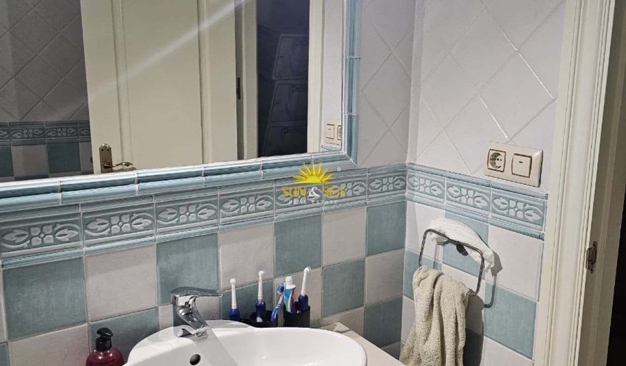 3 slaapkamer Appartement te huur in Guardamar del Segura - € 1.100 (Ref: 10060650)