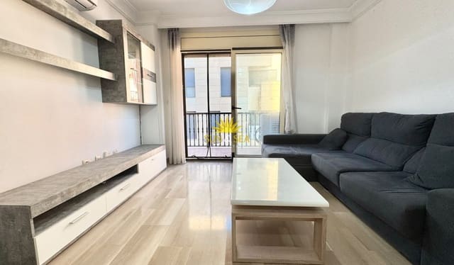 3 soverom Leilighet til leie i Zona Pueblo, Guardamar del Segura - € 1 000 (Ref: 10060650)