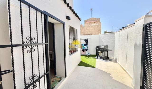 1 Zimmer Haus zu vermieten in Los Balcones - Los Altos, Torrevieja mit Pool - 830 € (Ref: 10060652)
