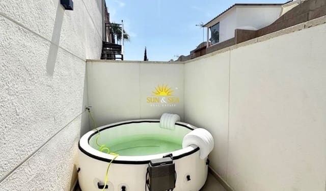 1 Zimmer Haus zu vermieten in Los Balcones - Los Altos, Torrevieja mit Pool - 830 € (Ref: 10060652)