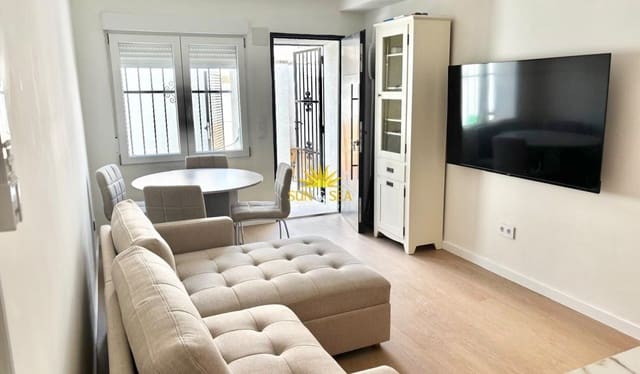 1 Zimmer Haus zu vermieten in Los Balcones - Los Altos, Torrevieja mit Pool - 830 € (Ref: 10060652)