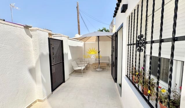 1 Zimmer Haus zu vermieten in Los Balcones - Los Altos, Torrevieja mit Pool - 830 € (Ref: 10060652)
