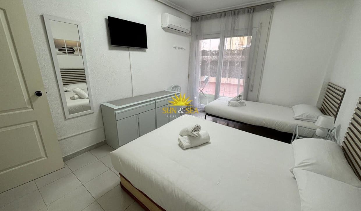 1 quarto Apartamento para arrendamento para férias em Santiago de la Ribera - 750 € (Ref: 10060915)