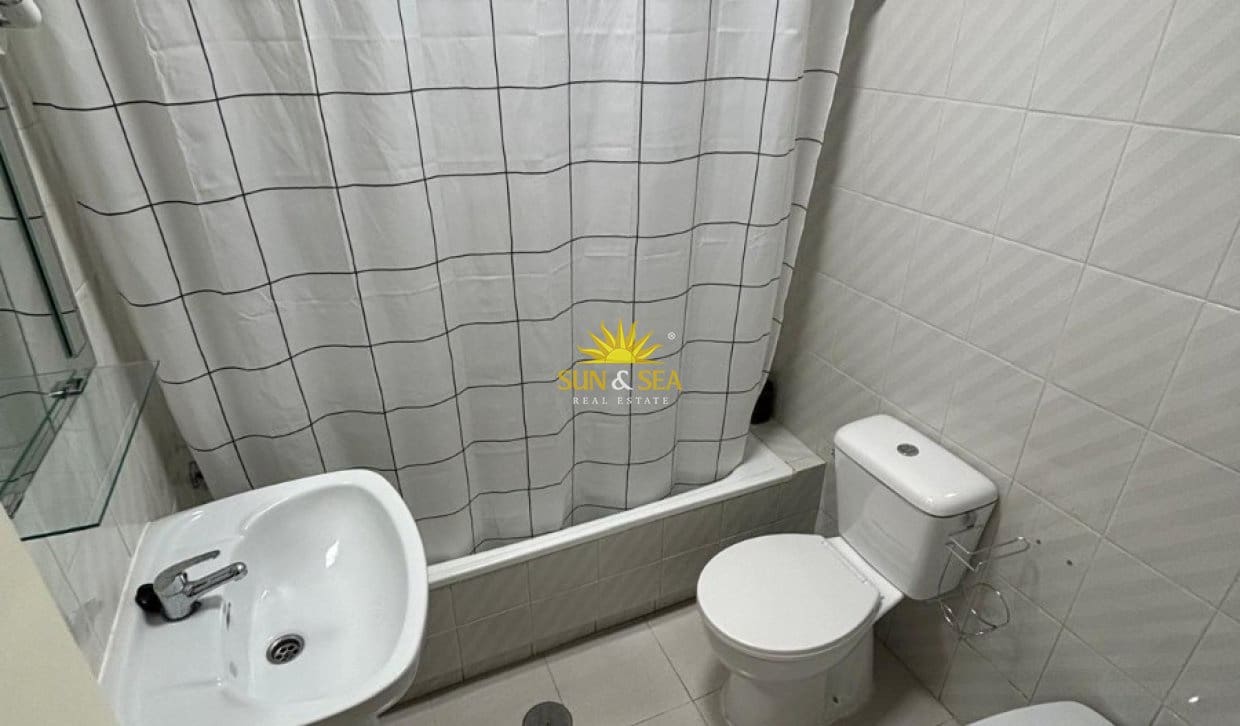 1 quarto Apartamento para arrendamento para férias em Santiago de la Ribera - 750 € (Ref: 10060915)
