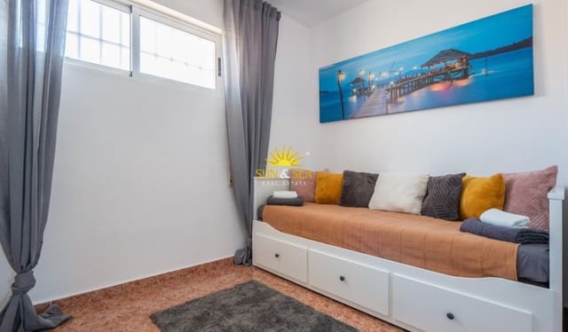 Apartamento de 2 habitaciones en Avenida Habaneras - Curva de Palangre, Torrevieja en venta con piscina garaje - 159.000 € (Ref: 10062666)