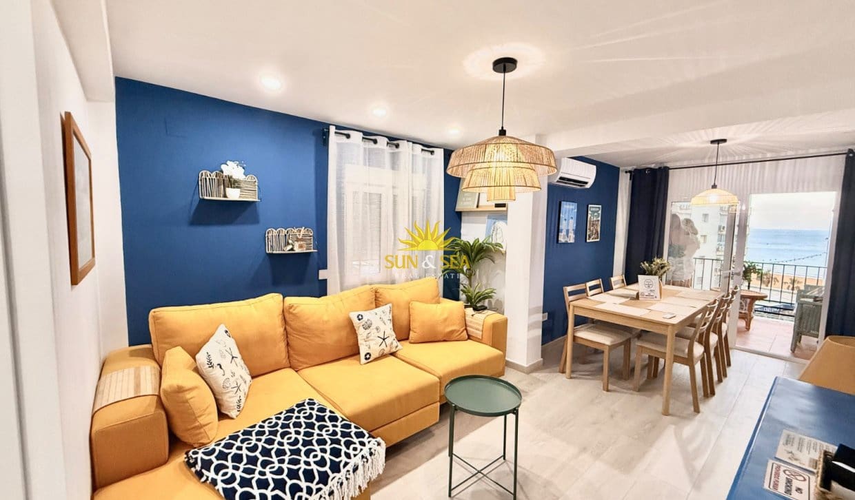 4 quarto Apartamento para arrendamento para férias em Benidorm - 2 000 € (Ref: 10062871)