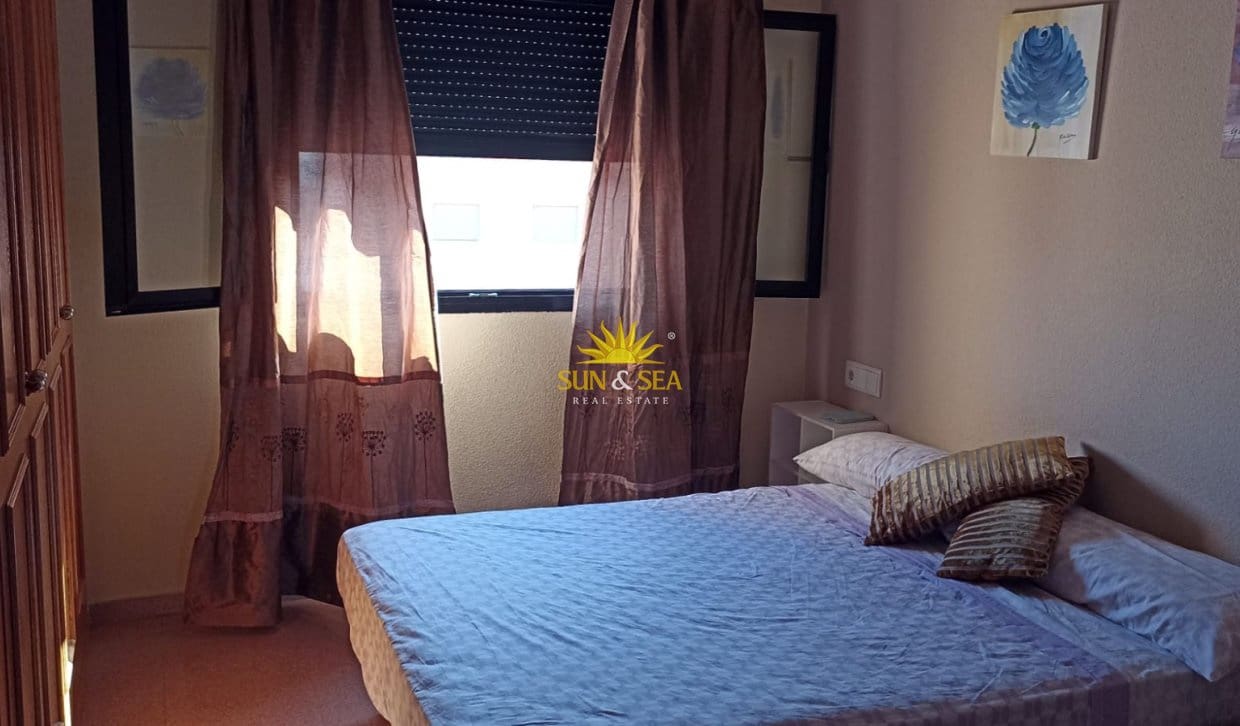 Apartamento de 3 habitaciones en Alicante / Alacant ciudad en alquiler con piscina garaje - 1.300 € (Ref: 10062872)
