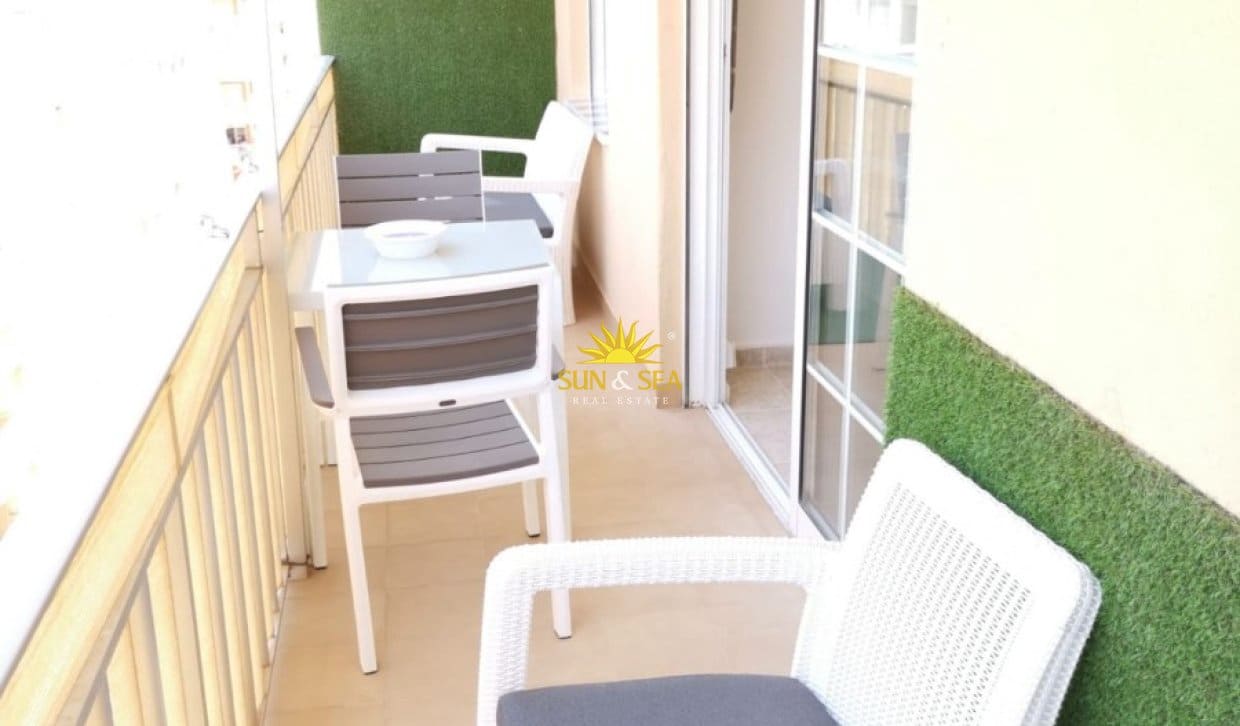 3 sypialnia Penthouse do wynajęcia w Torrevieja - 1 100 € (Ref: 10065647)