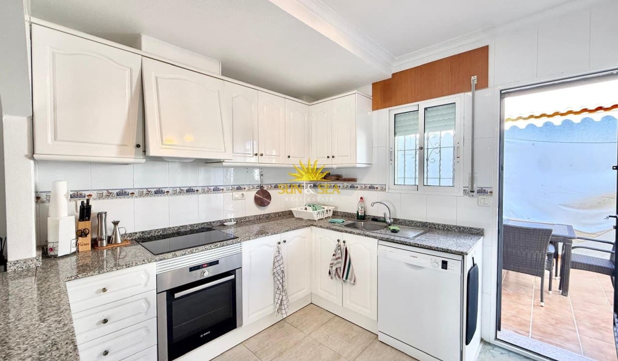 3 bedroom Townhouse for rent in Santiago de la Ribera - € 1,300 (Ref: 10072875)