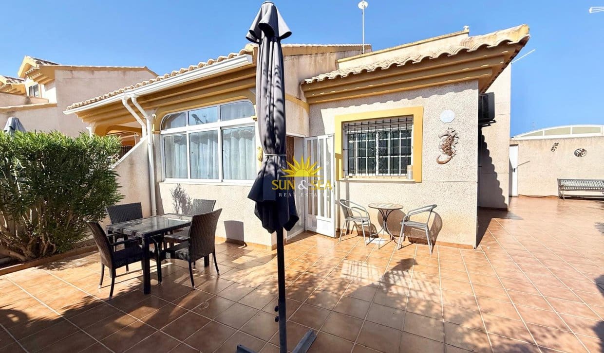3 bedroom Townhouse for rent in Santiago de la Ribera - € 1,300 (Ref: 10072875)