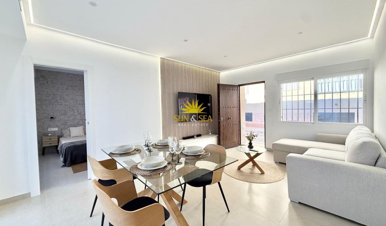 2 soverom Villa til leie i Los Cuarteros - € 1 300 (Ref: 10073058)