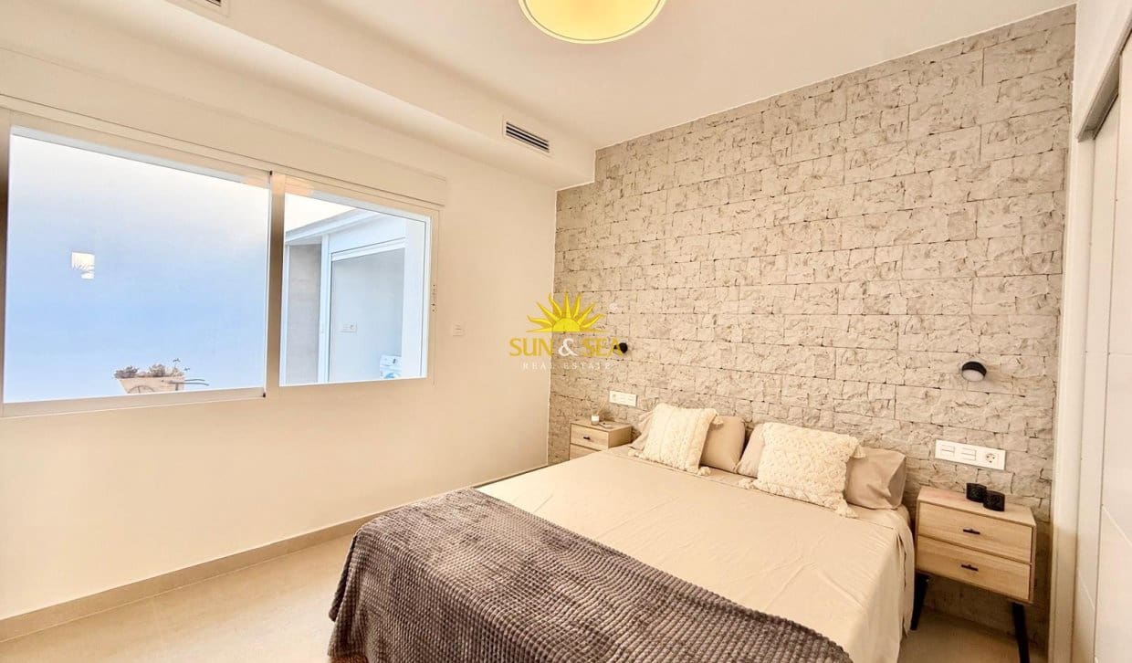 2 soverom Villa til leie i Los Cuarteros - € 1 300 (Ref: 10073058)