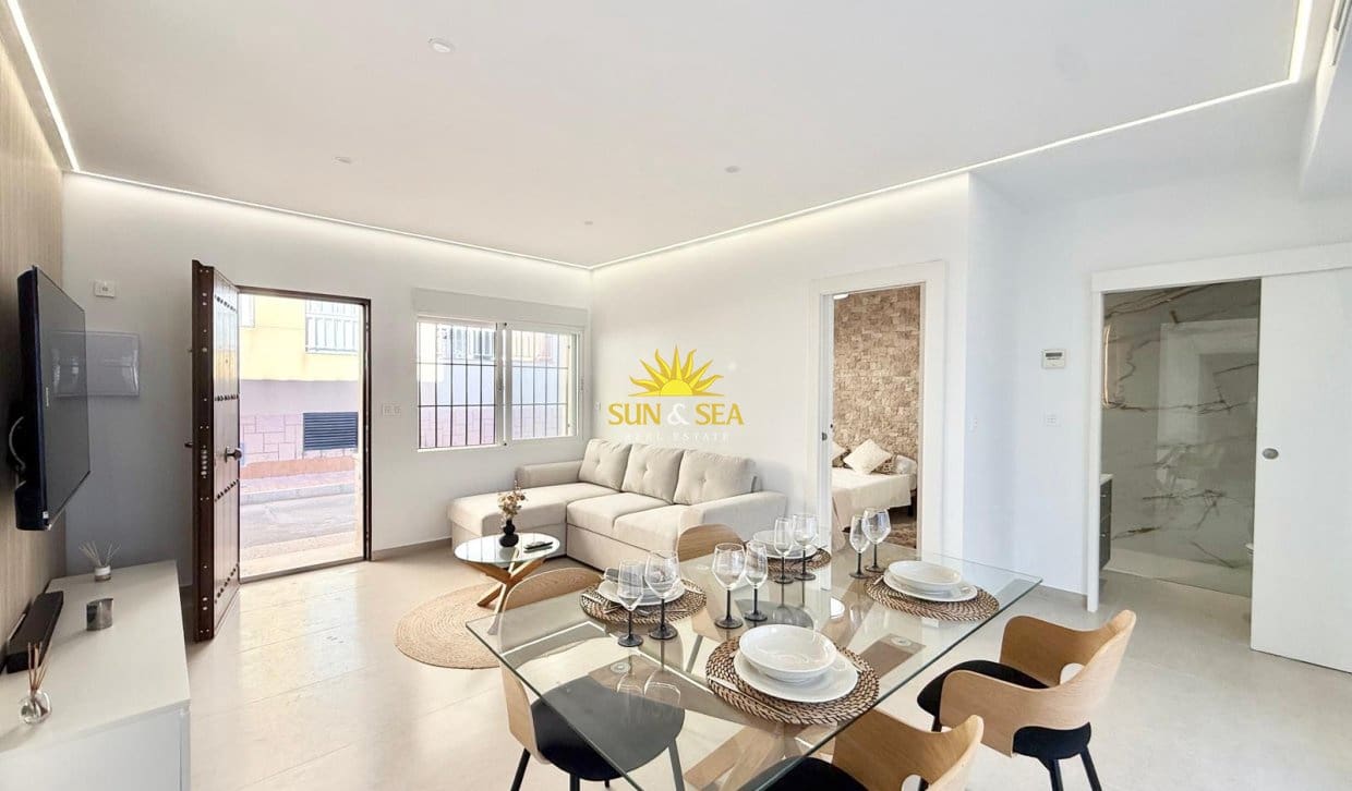 2 soverom Villa til leie i Los Cuarteros - € 1 300 (Ref: 10073058)