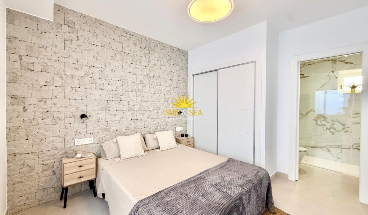 2 soverom Villa til leie i Los Cuarteros - € 1 300 (Ref: 10073058)