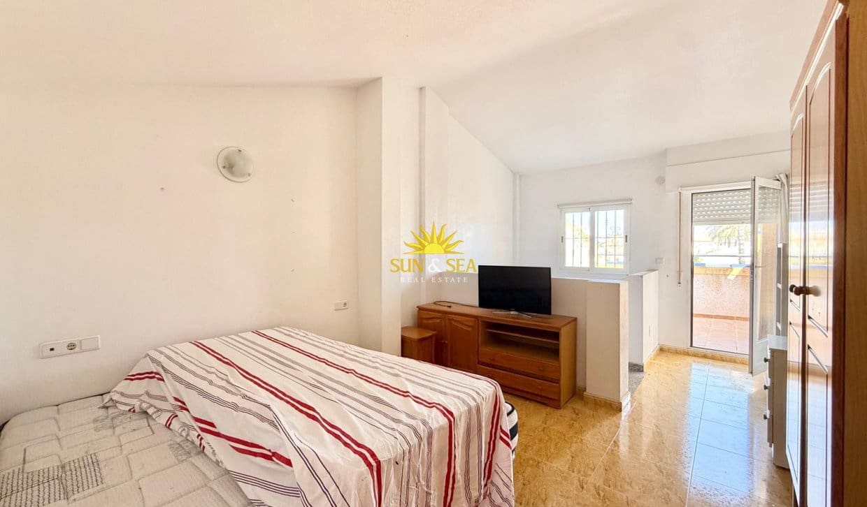 3 bedroom Apartment for rent in Orihuela Costa with pool - € 1,200 (Ref: 10073248)