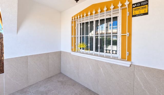 3 quarto Casa em Banda para venda em Playa Flamenca, Orihuela com piscina - 248 000 € (Ref: 10073378)