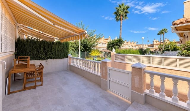 3 quarto Casa em Banda para venda em Playa Flamenca, Orihuela com piscina - 248 000 € (Ref: 10073378)