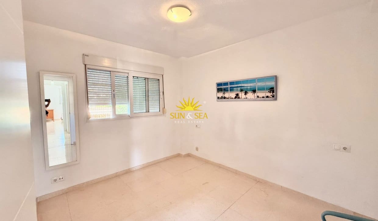 2 bedroom Apartment for rent in Albir with pool garage - € 1,500 (Ref: 10076723)