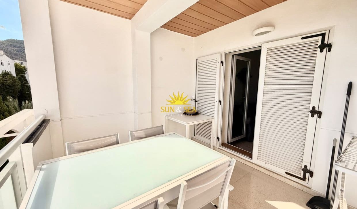 2 bedroom Apartment for rent in Albir with pool garage - € 1,500 (Ref: 10076723)