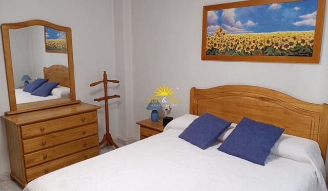 2 slaapkamer Appartement voor vakantieverhuur in Colonia Madrid, Benidorm - € 750 (Ref: 10077049)