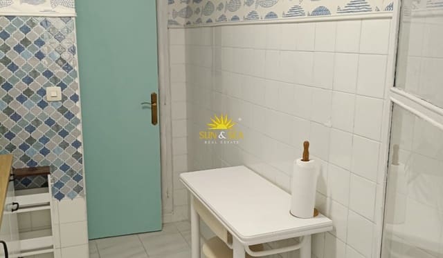 2 slaapkamer Appartement voor vakantieverhuur in Colonia Madrid, Benidorm - € 750 (Ref: 10077049)