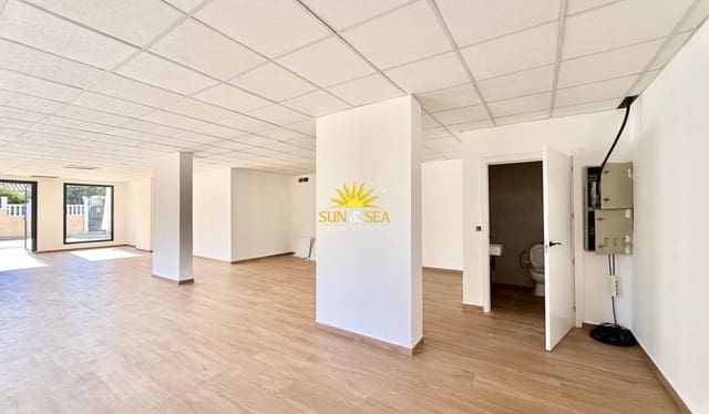 1 camera da letto Commerciale da affittare in La Zenia, Orihuela - 2.700 € (Rif: 10077051)