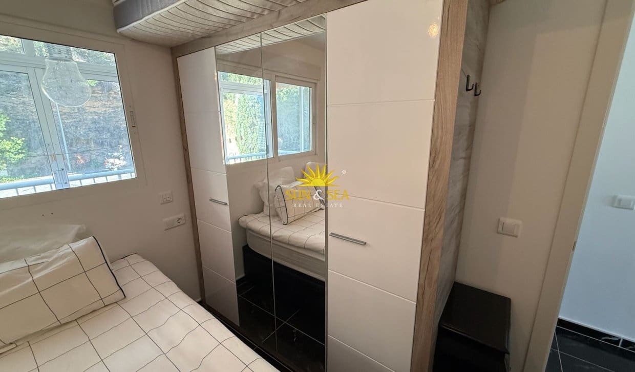 1 soveværelse Lejlighed til leje i Benidorm - € 1.200 (Ref: 10079037)