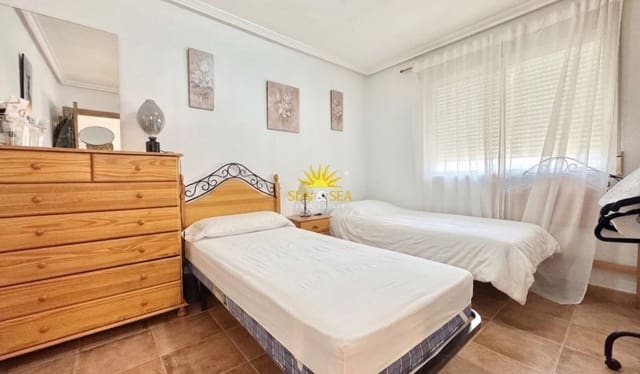 2 soveværelse Lejlighed til leje i Centro - Muelle Pesquero, Torrevieja med swimmingpool - € 800 (Ref: 10079038)