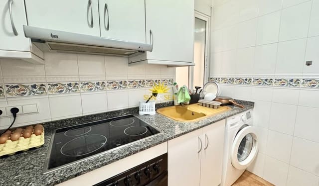 2 soveværelse Lejlighed til leje i Centro - Muelle Pesquero, Torrevieja med swimmingpool - € 800 (Ref: 10079038)