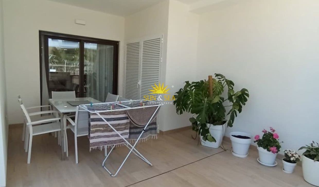 2 sovrum Lägenhet att hyra i Finestrat med pool - 1 600 € (Ref: 10079813)