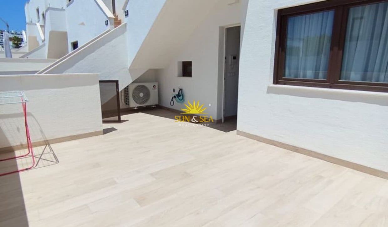 2 sovrum Lägenhet att hyra i Finestrat med pool - 1 600 € (Ref: 10079813)