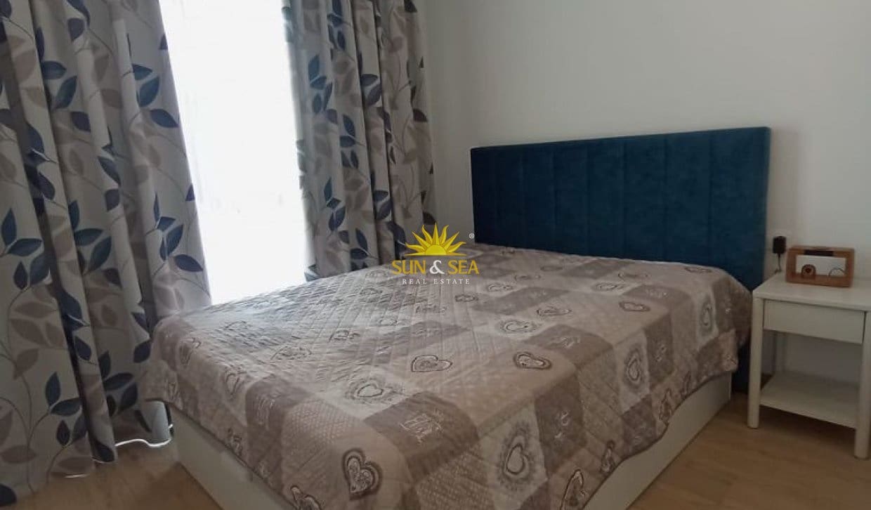 2 sovrum Lägenhet att hyra i Finestrat med pool - 1 600 € (Ref: 10079813)