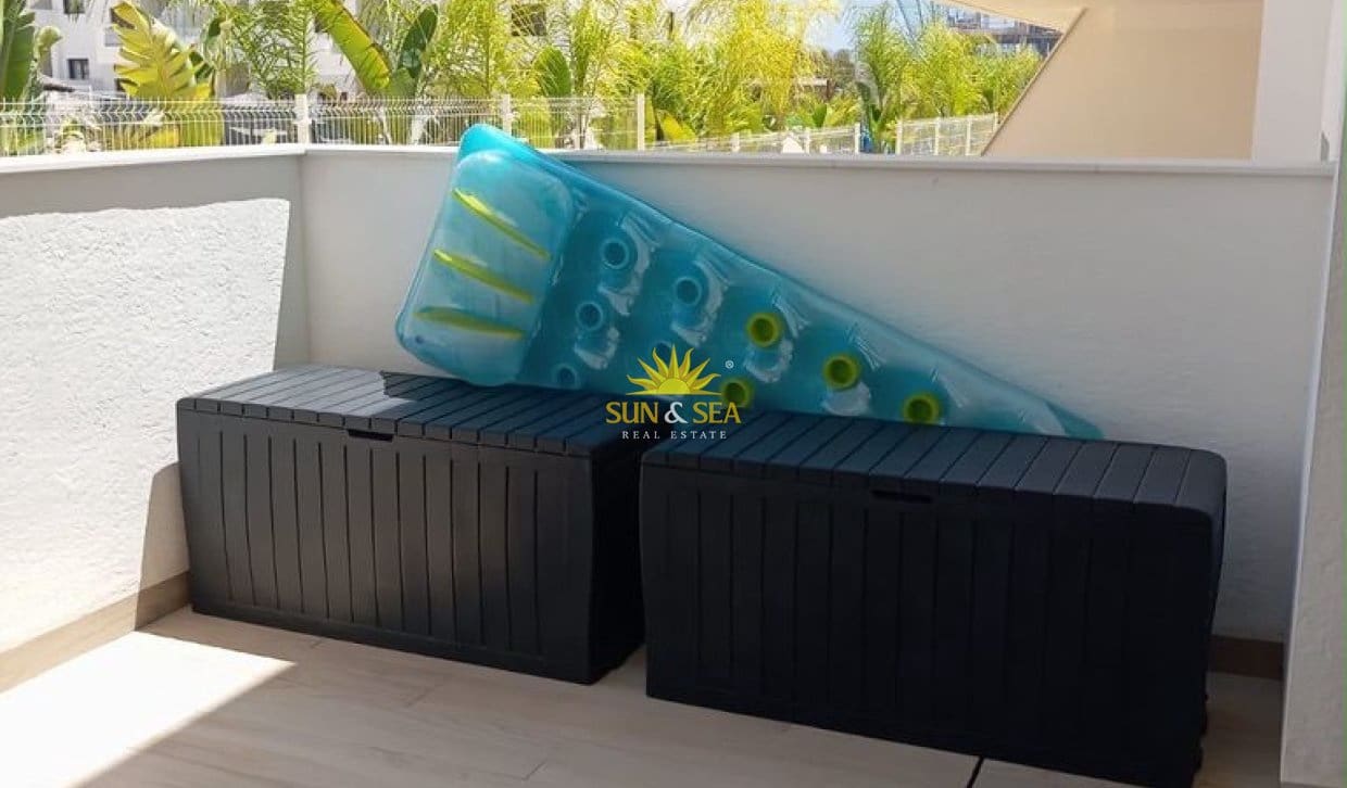 2 sovrum Lägenhet att hyra i Finestrat med pool - 1 600 € (Ref: 10079813)