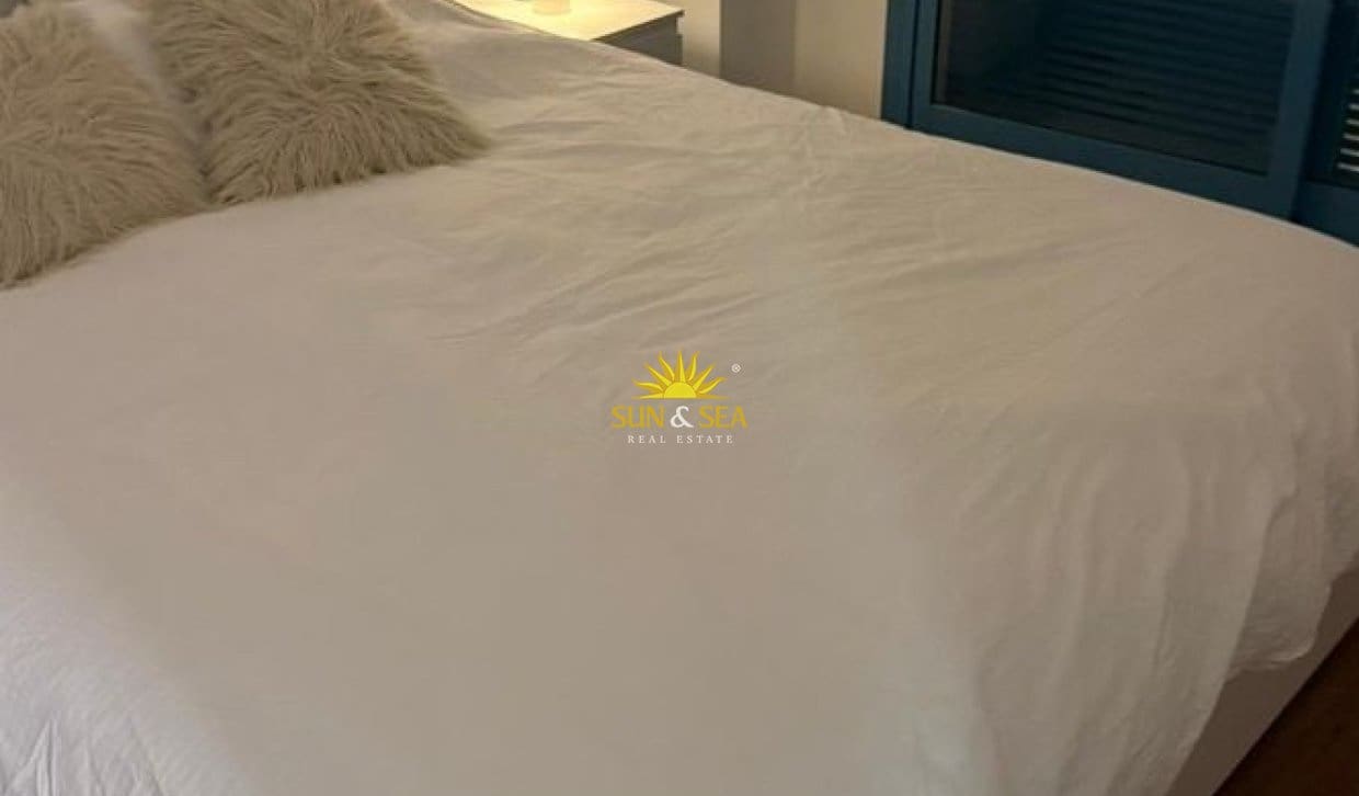 1 sypialnia Apartament do wynajęcia w Benidorm z garażem - 1 300 € (Ref: 10079814)