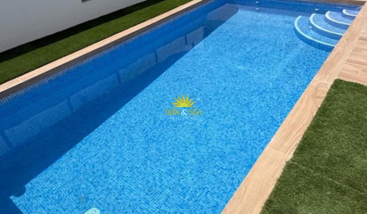 2 sovrum Lägenhet att hyra i Finestrat med pool - 1 700 € (Ref: 10079815)