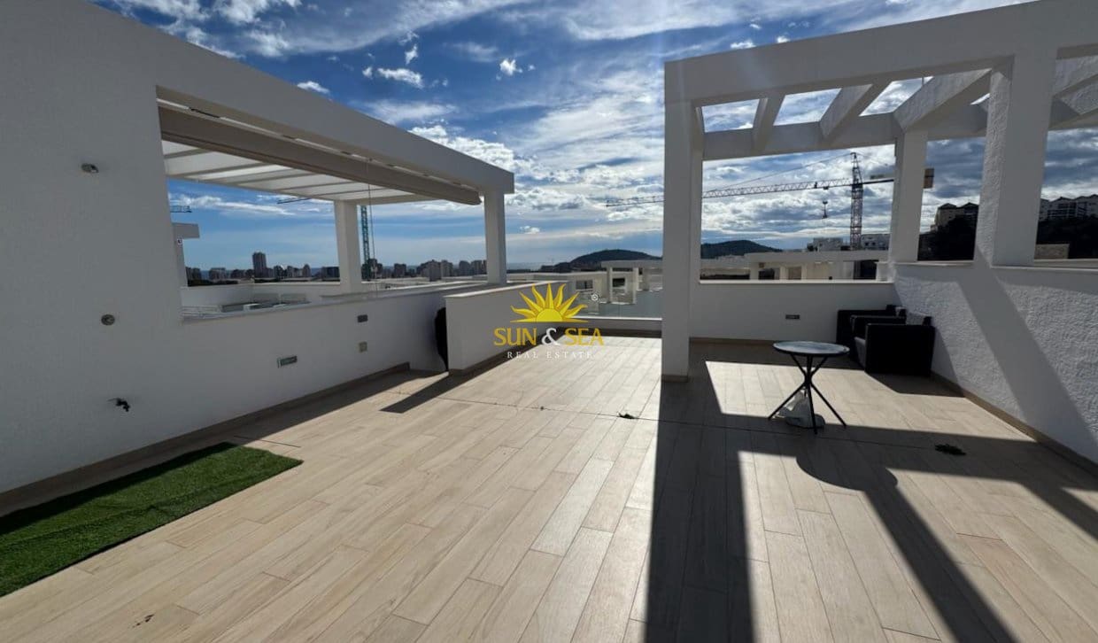 2 sovrum Lägenhet att hyra i Finestrat med pool garage - 1 700 € (Ref: 10079816)