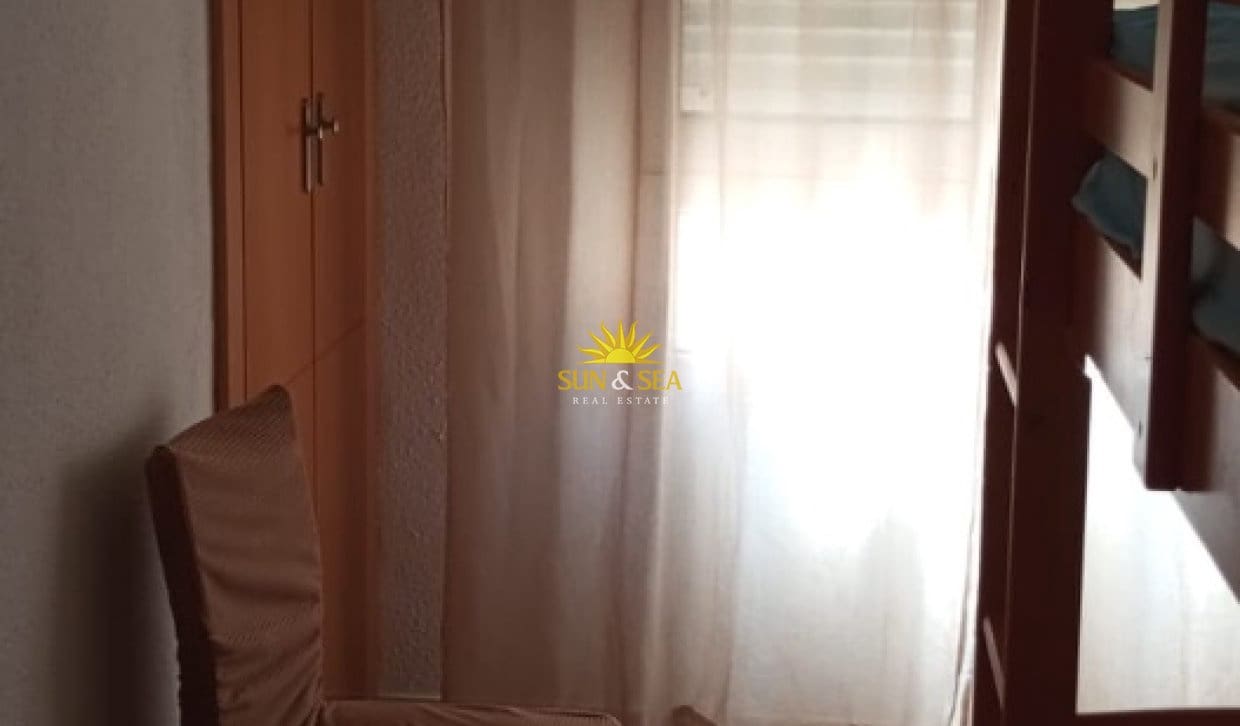 3 sovrum Lägenhet för semesterbostäder i Guardamar del Segura - 550 € (Ref: 10079963)