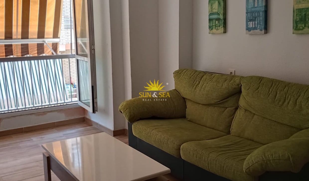 3 sovrum Lägenhet för semesterbostäder i Guardamar del Segura - 550 € (Ref: 10079963)